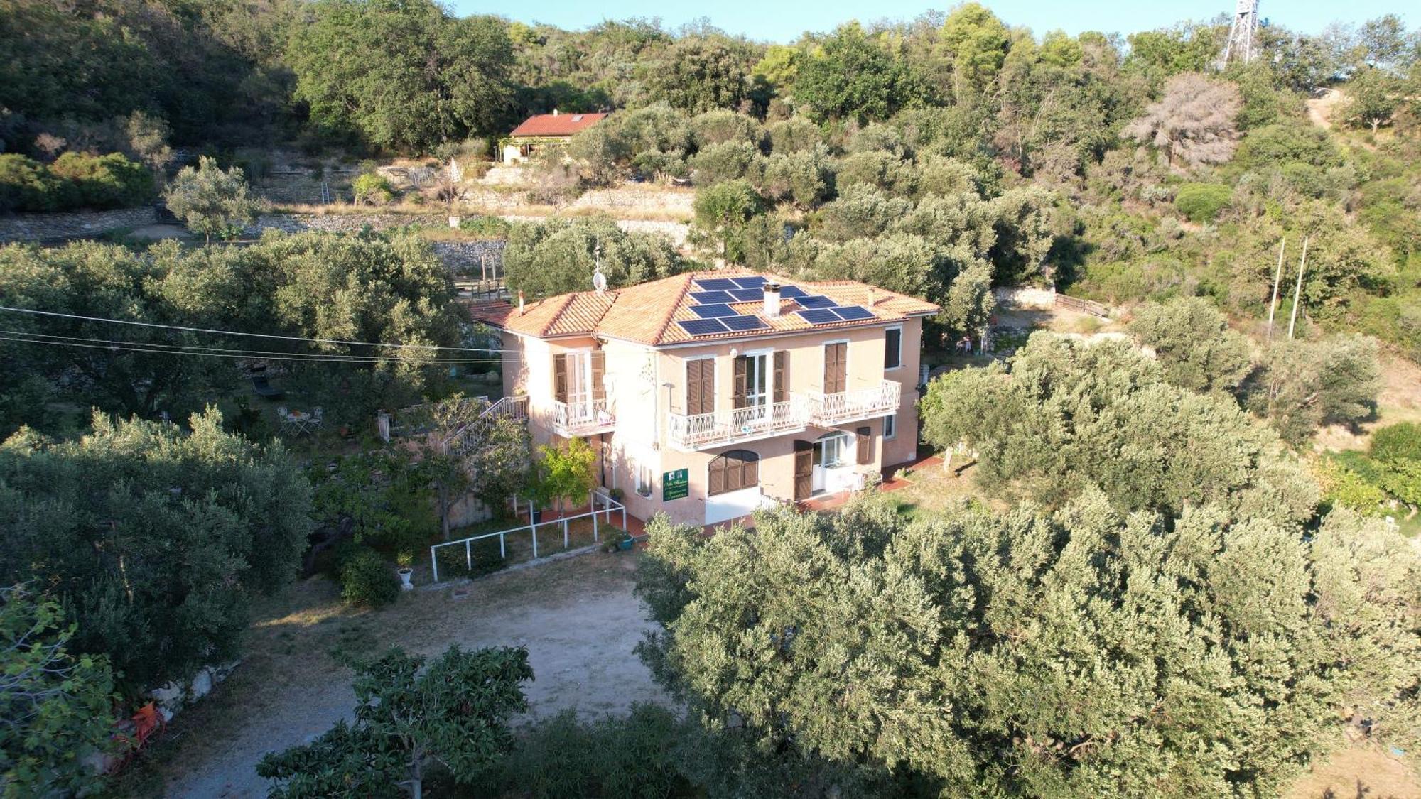 Villa Pierina 菲纳莱利古雷 外观 照片